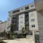Pure Pebble By Adriatic Living * Golem
