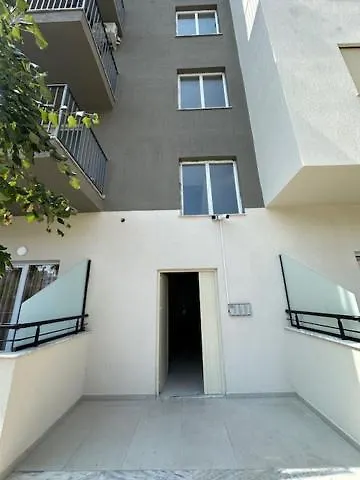 Pure Pebble By Adriatic Living Apartamento Golem (Tirana)